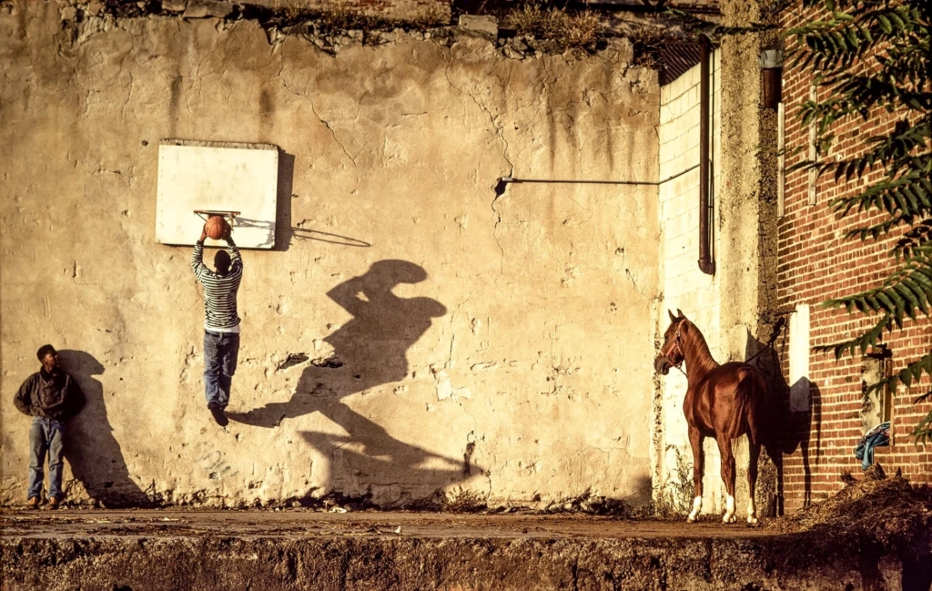 4. The Basketball Game, Philadelphia, PA, 1992_web
