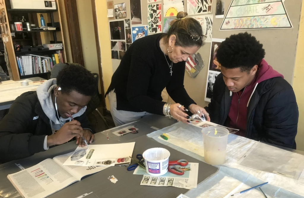 An AISP Teaching-Artist works with students at The U School, Fall 2018